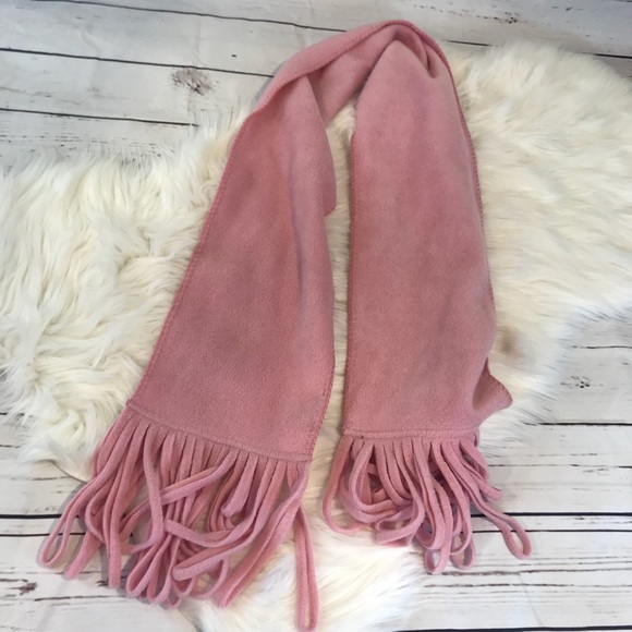 Pink scarf with hoop fringes - Picture 3 of 5